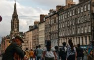 Storing Bags in Edinburgh: Smart Travel Tips for a Stress-Free UK City Experience