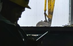 4 AR Remote Assistance Tools That Help Technicians Troubleshoot Faster