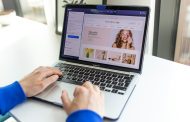 Trending Hashtags on Facebook: Meta Business Suite vs Sprout Social for Tracking Facebook Hashtags