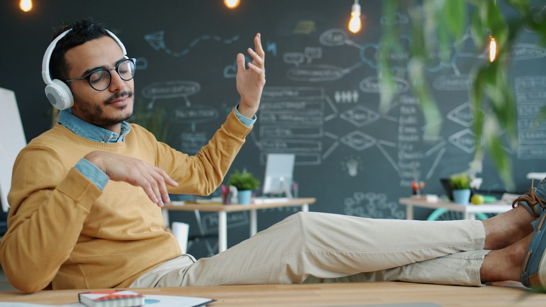 Salesmanship: Gong vs Mindtickle and Other Platforms for Developing Stronger Sales Skills