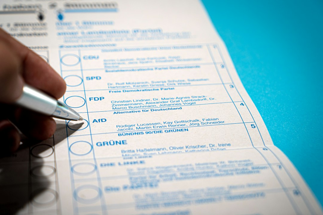 Dichotomous Questionnaire Example: Google Forms vs Typeform and Other Tools for Building Yes-or-No Surveys