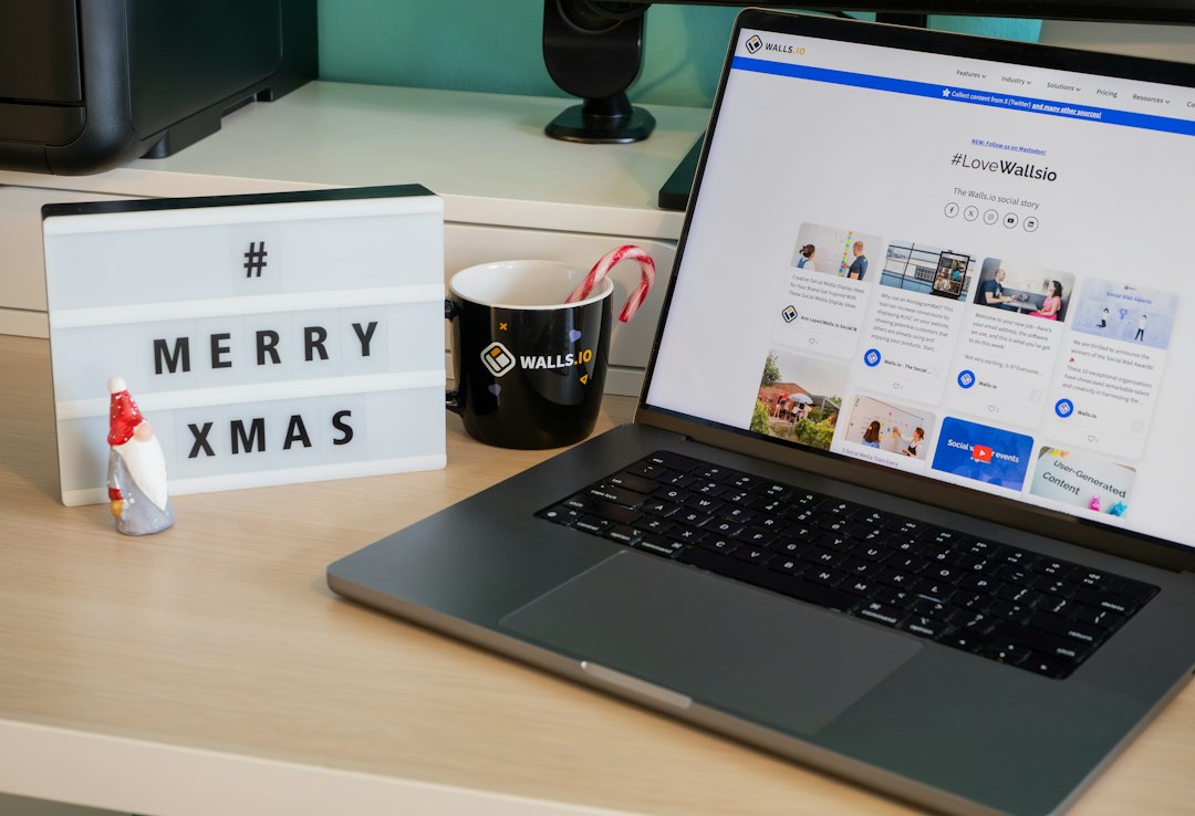 November Newsletter: Mailchimp vs beehiiv for November Newsletter Campaigns
