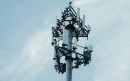 T-Mobile vs Verizon: Comparing Network Performance With Opensignal, Ookla Speedtest, and RootMetrics
