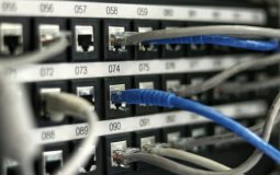 How to Find Your Server Name: Hostname Commands vs Hosting Control Panels for Server Identification